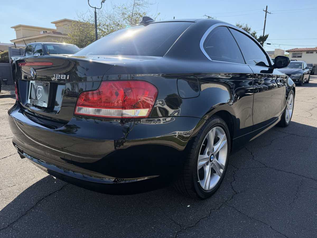 BMW 1 Series photo 9