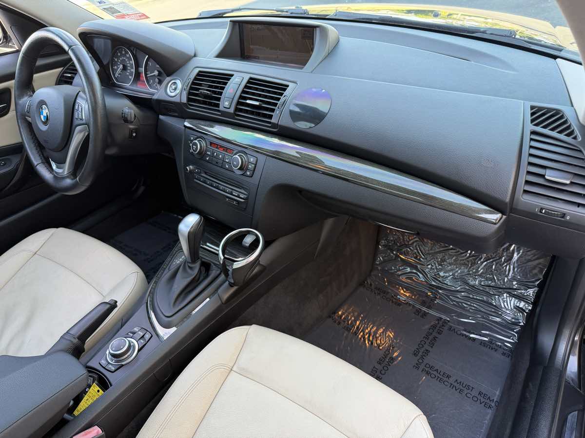 BMW 1 Series photo 22