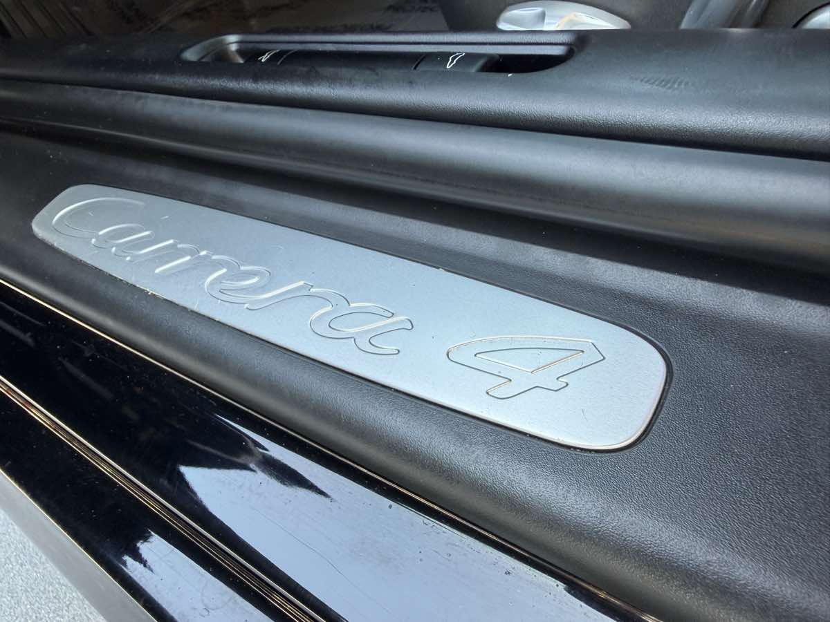 Porsche 911 photo 30