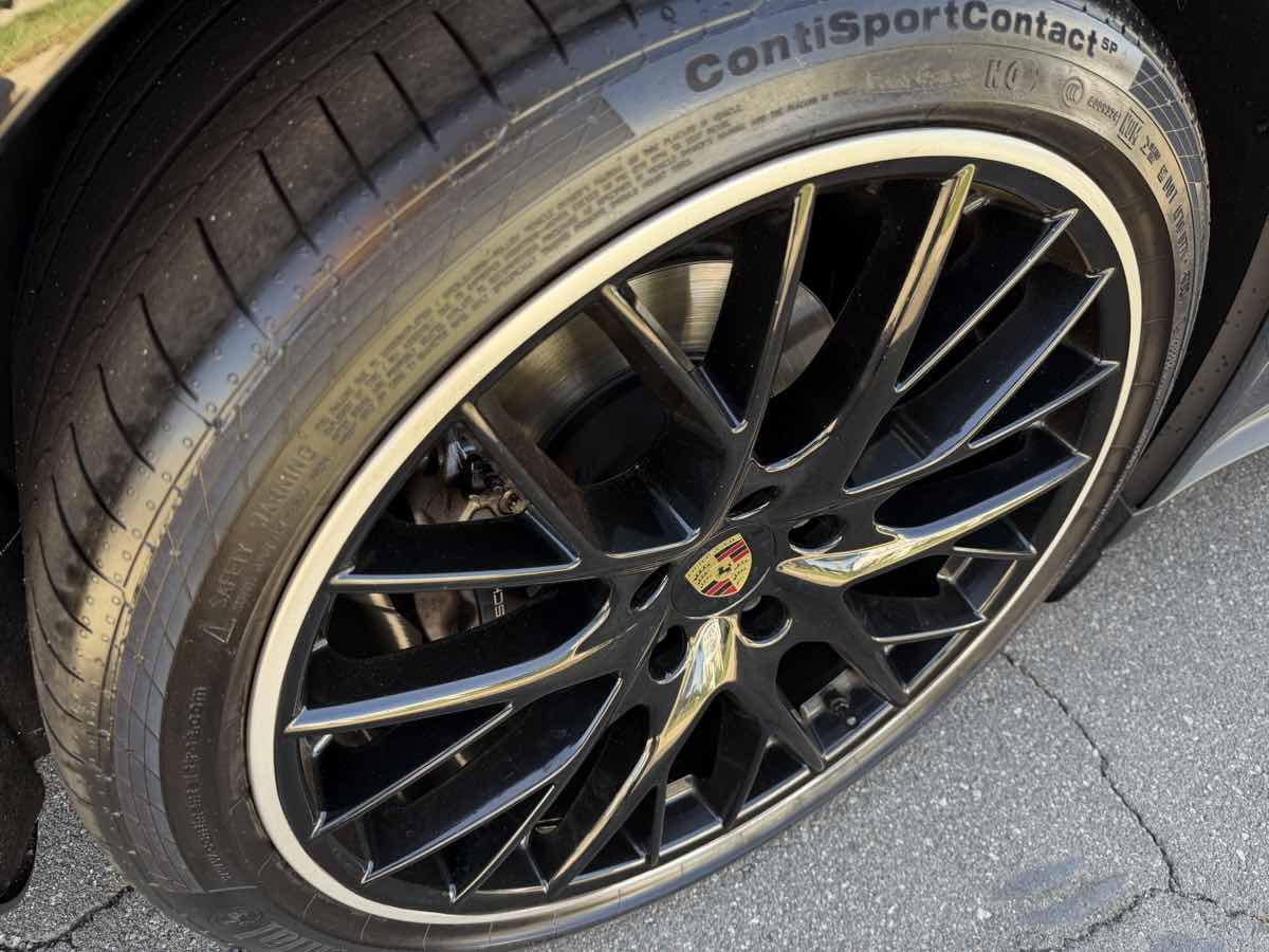 Porsche Panamera photo 31