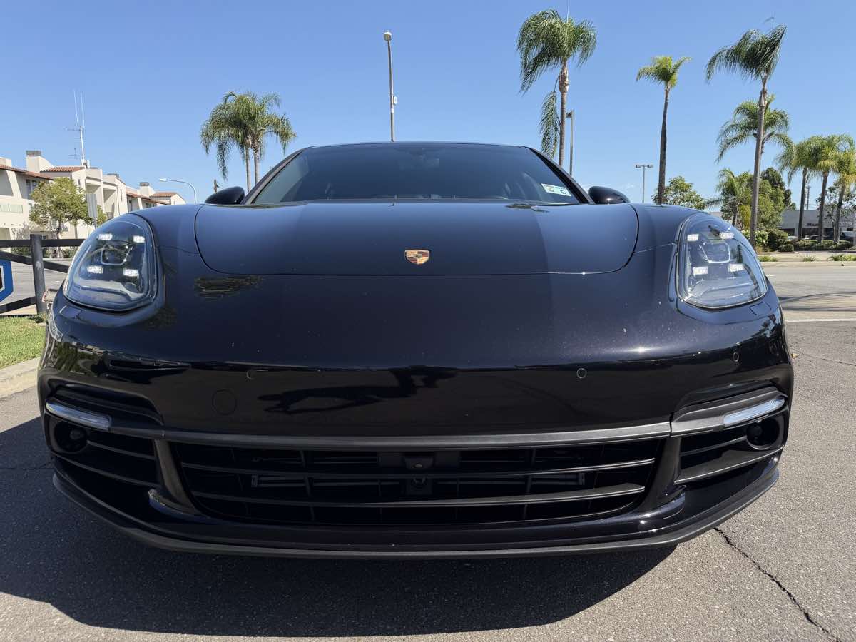 Porsche Panamera photo 12