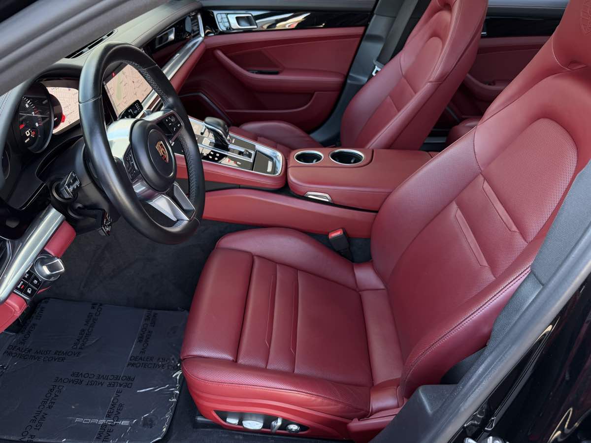 Porsche Panamera photo 14