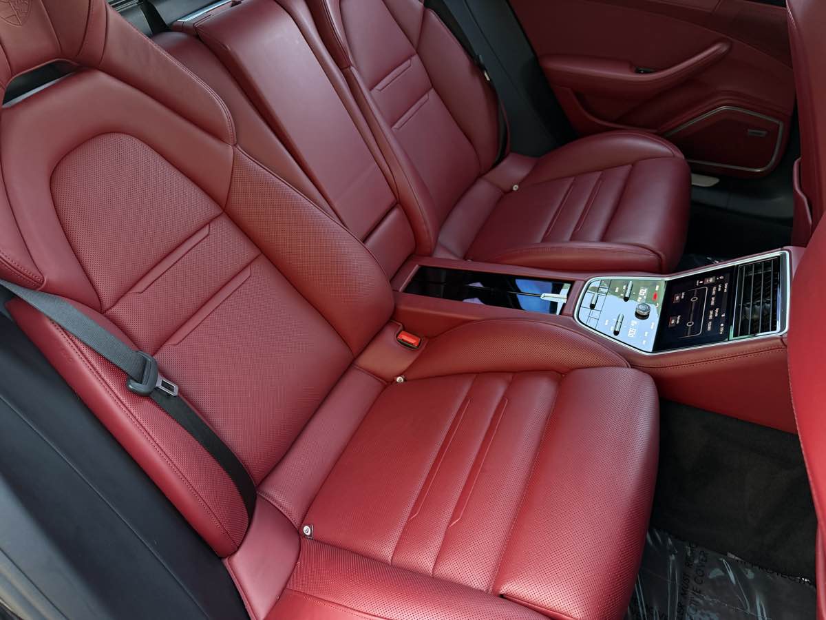 Porsche Panamera photo 22