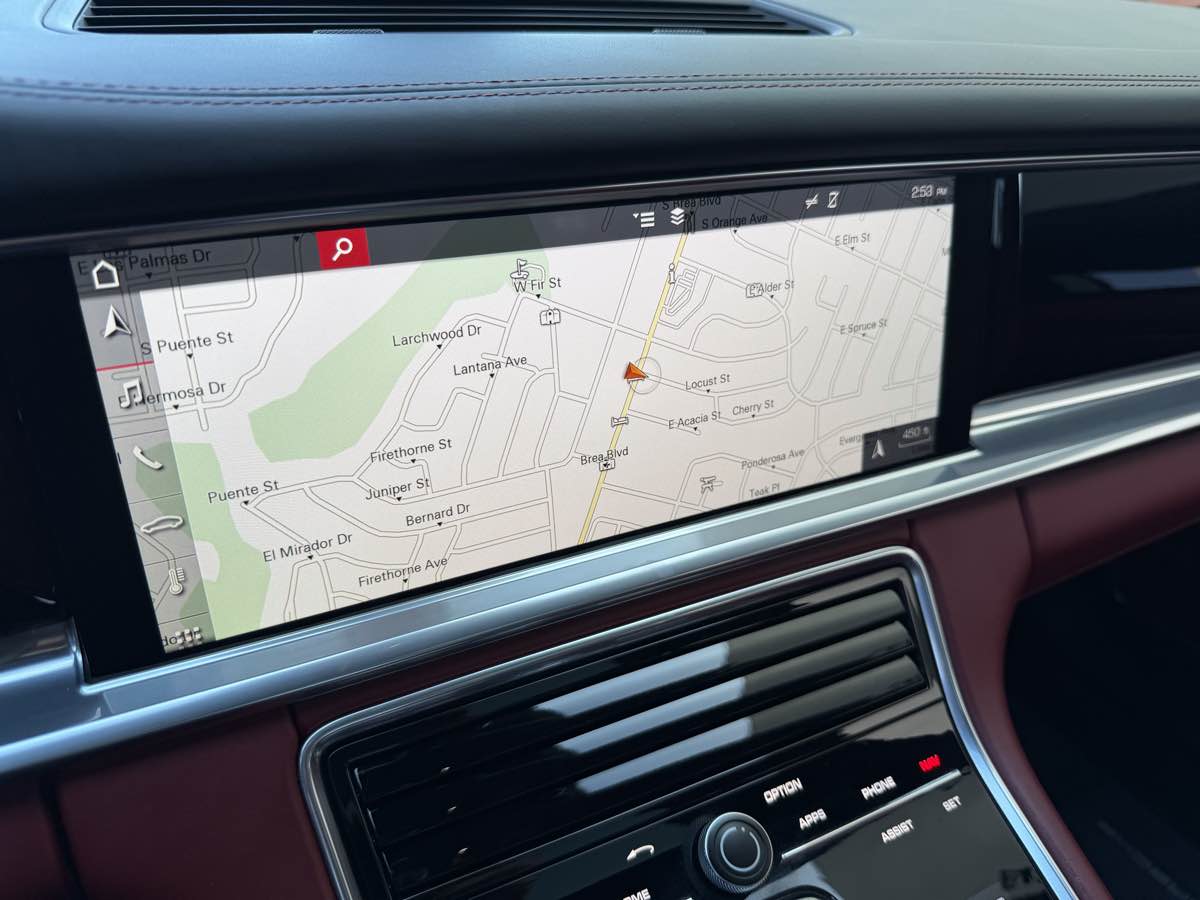 Porsche Panamera photo 26