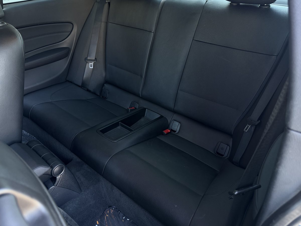 BMW 1 Series photo 18