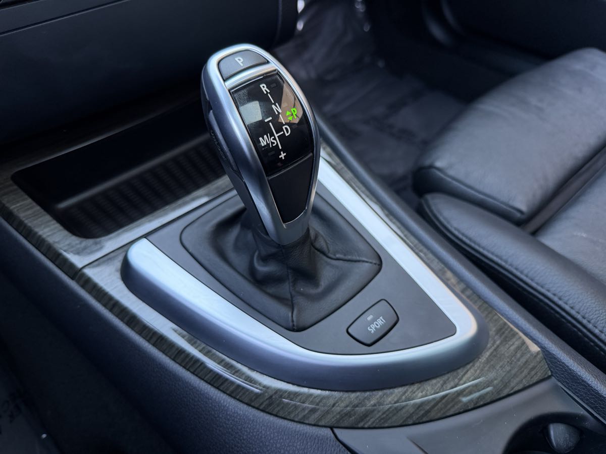 BMW 1 Series photo 16