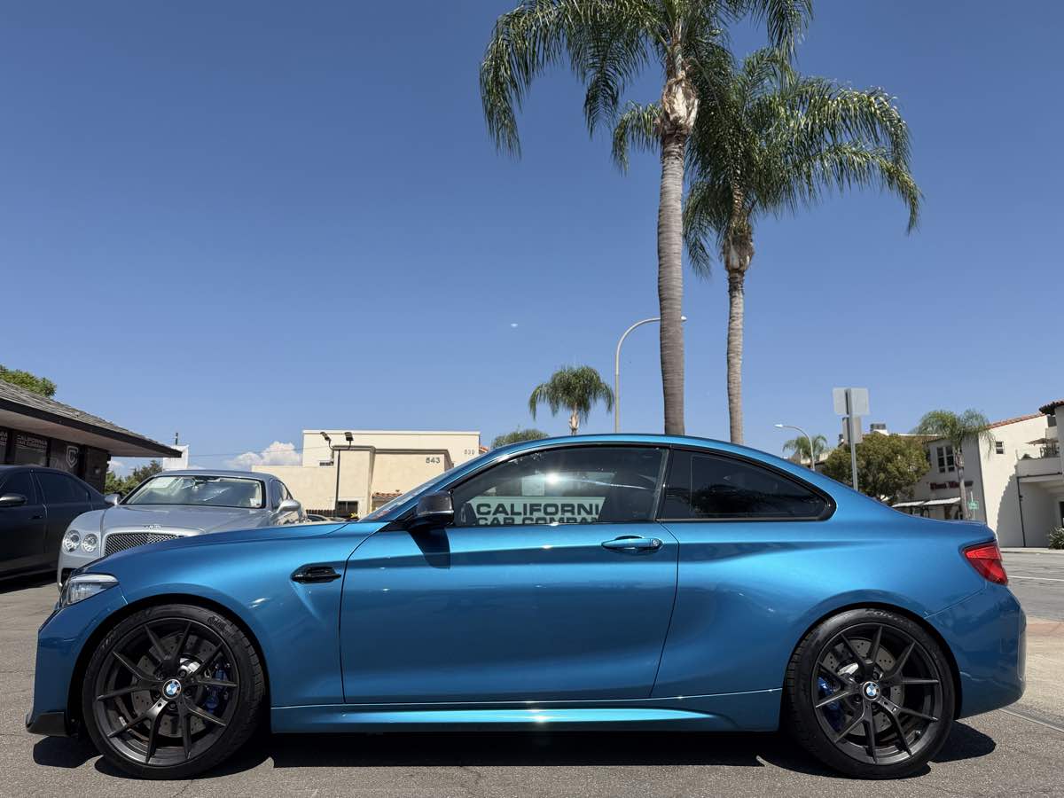 BMW M2 photo 2