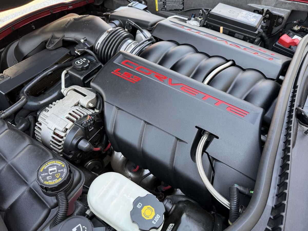 Chevrolet Corvette photo 23