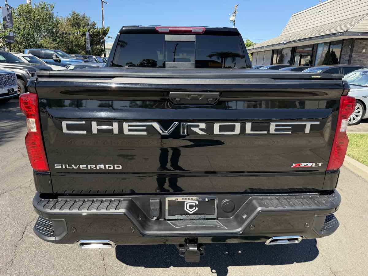 Chevrolet Silverado photo 6