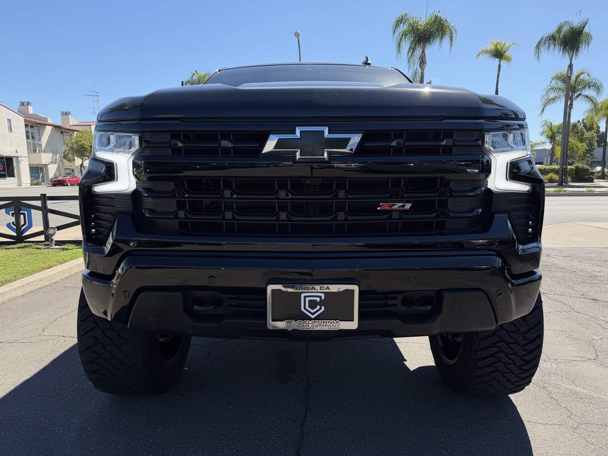 Chevrolet Silverado photo 12