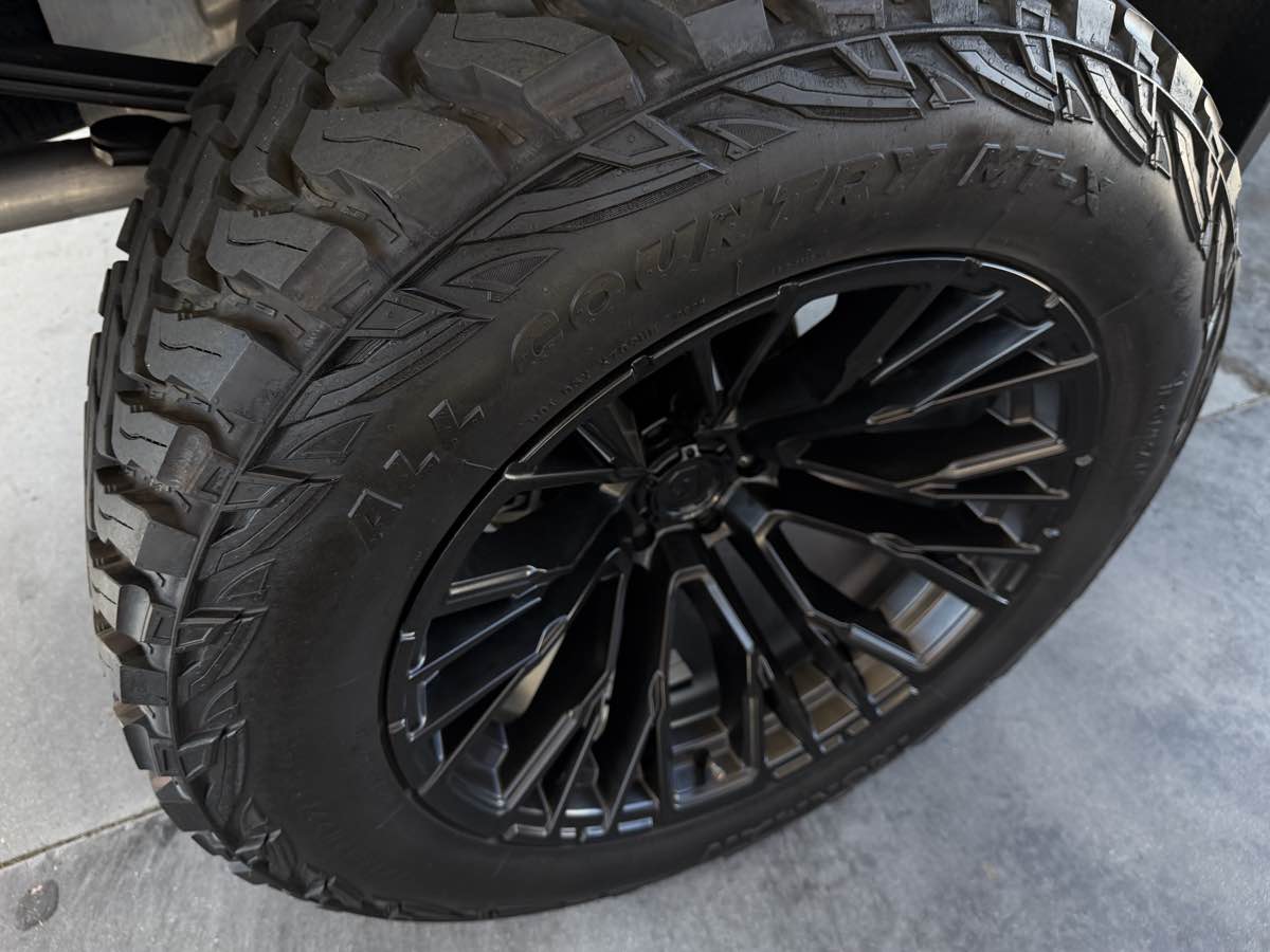 Chevrolet Silverado photo 31