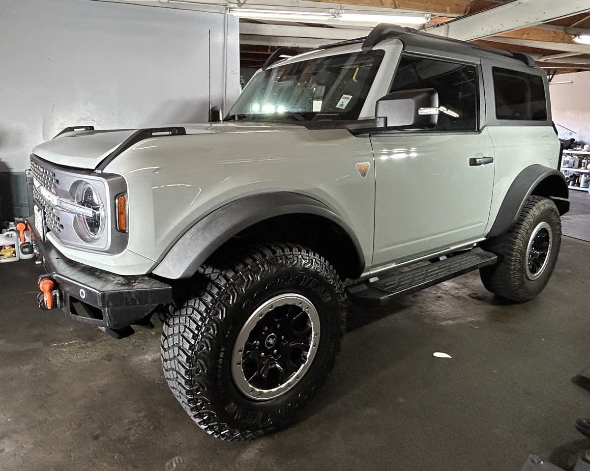 2023 Ford Bronco Badlands
