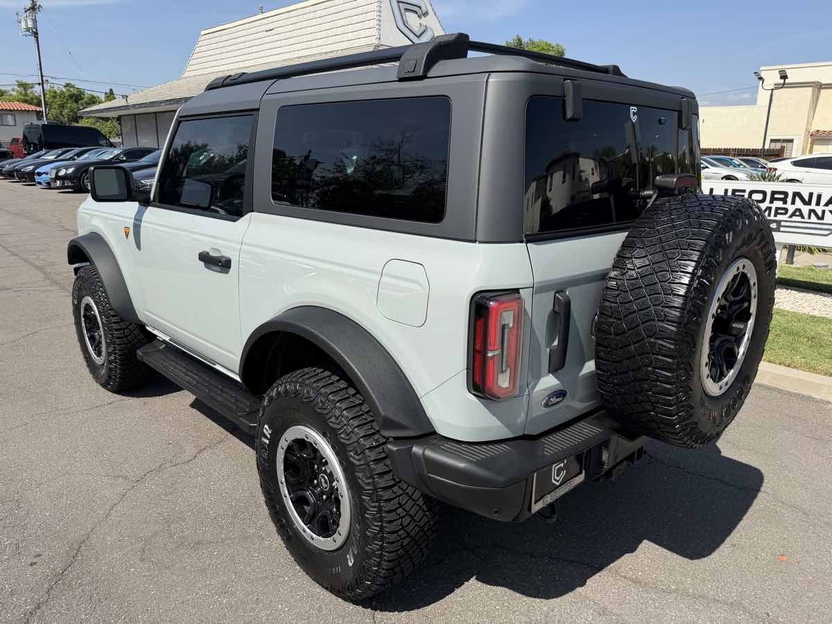 Ford Bronco photo 3