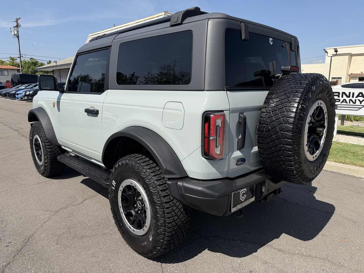 Ford Bronco photo 4