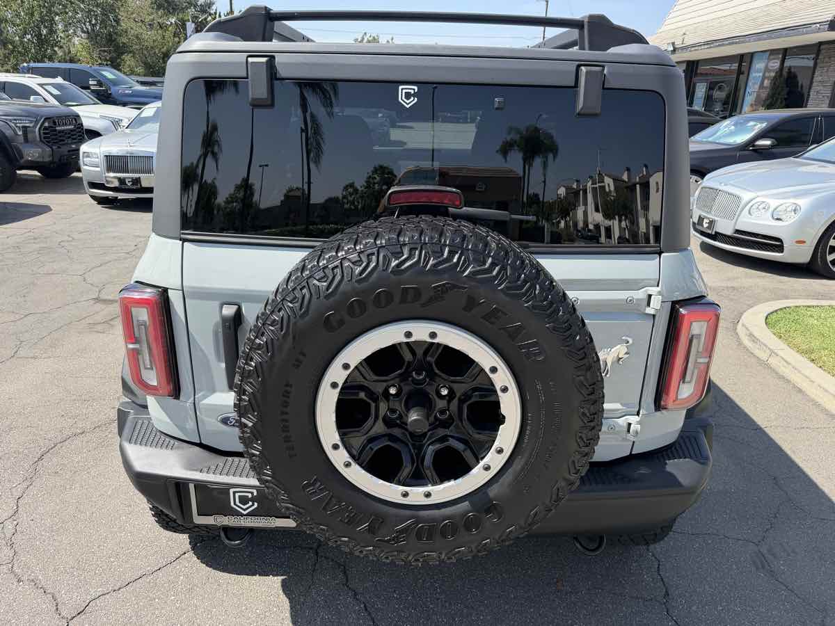Ford Bronco photo 5