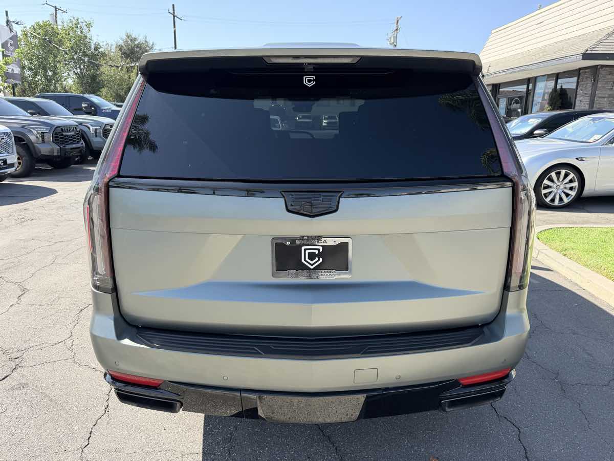Cadillac Escalade photo 5