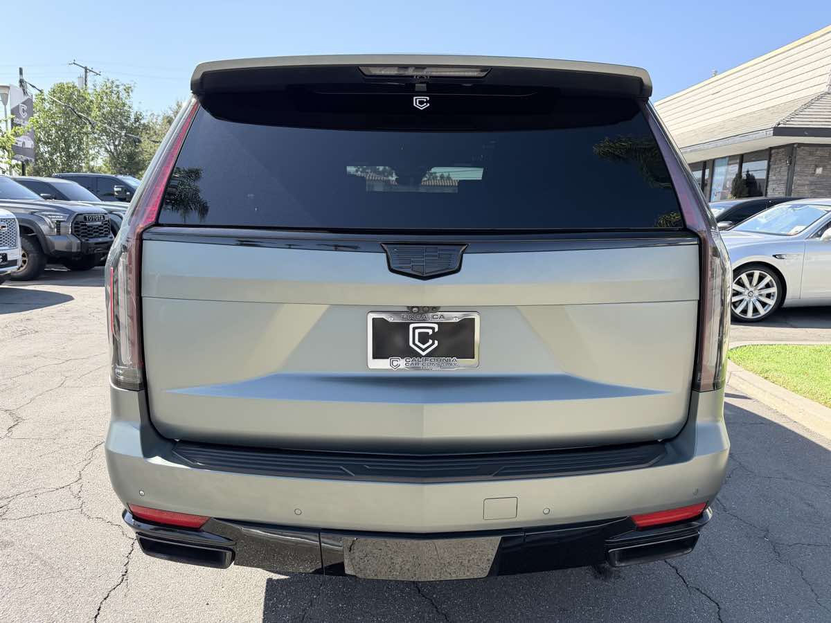 Cadillac Escalade photo 6