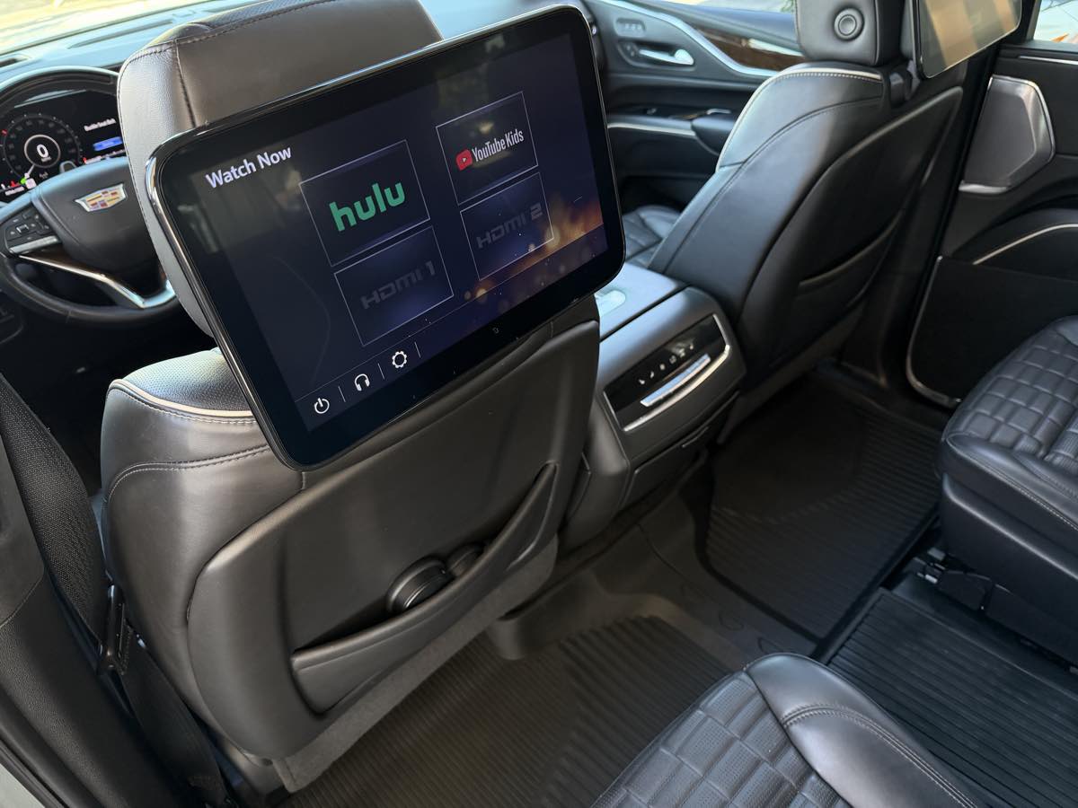 Cadillac Escalade photo 18