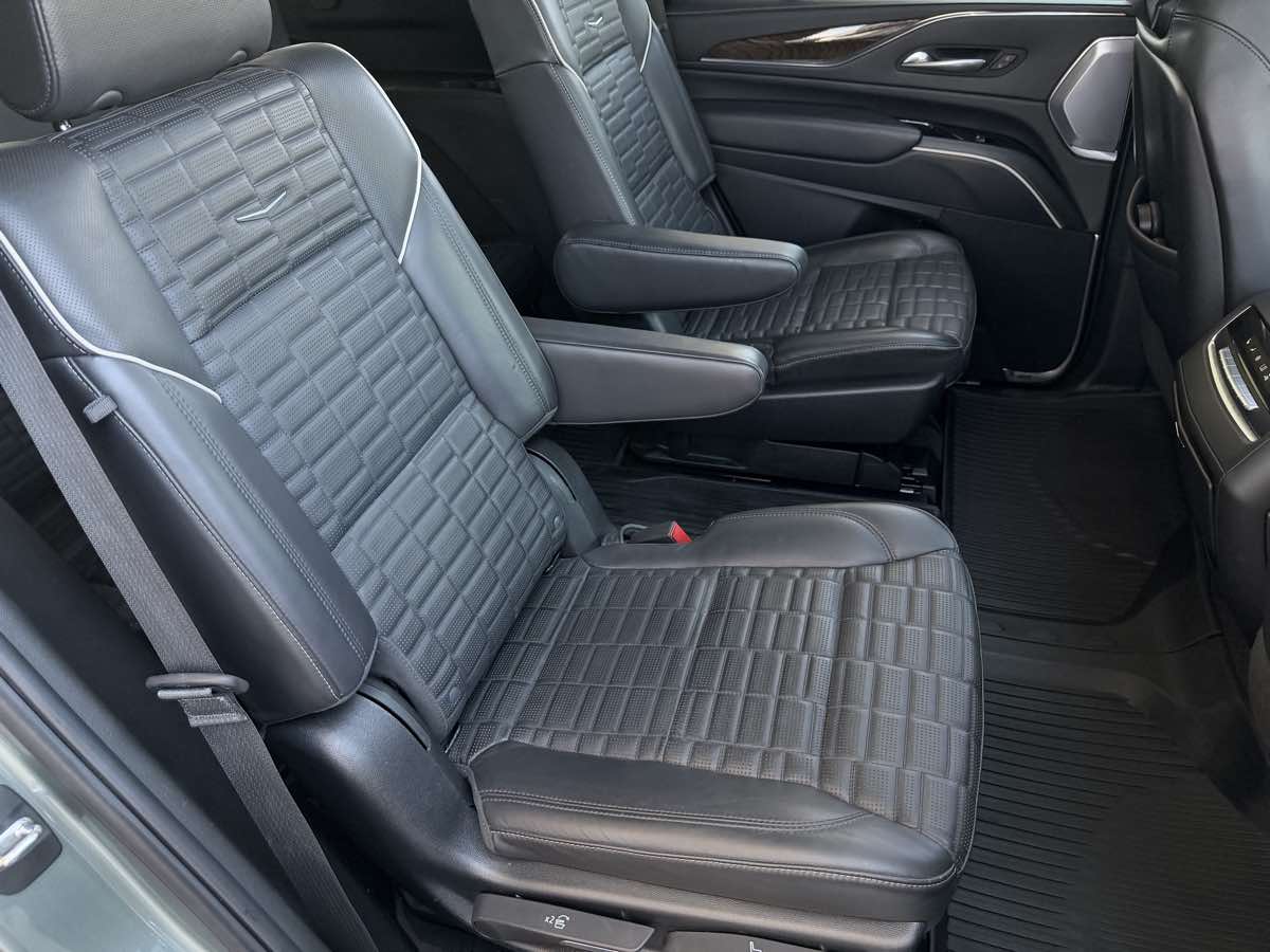 Cadillac Escalade photo 20