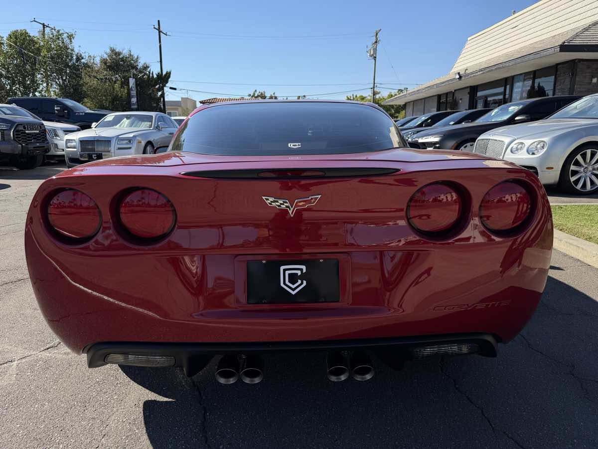 Chevrolet Corvette photo 7
