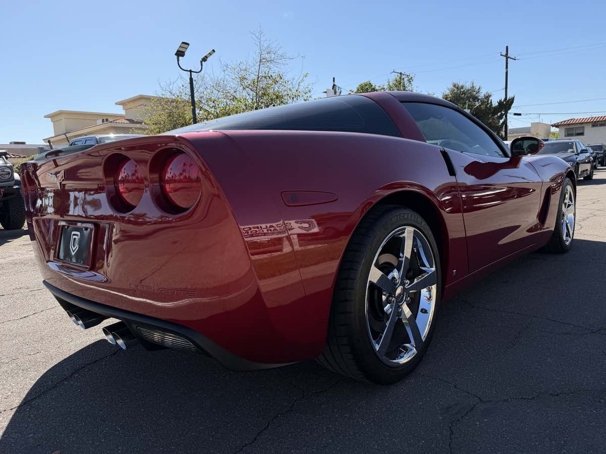 Chevrolet Corvette photo 9