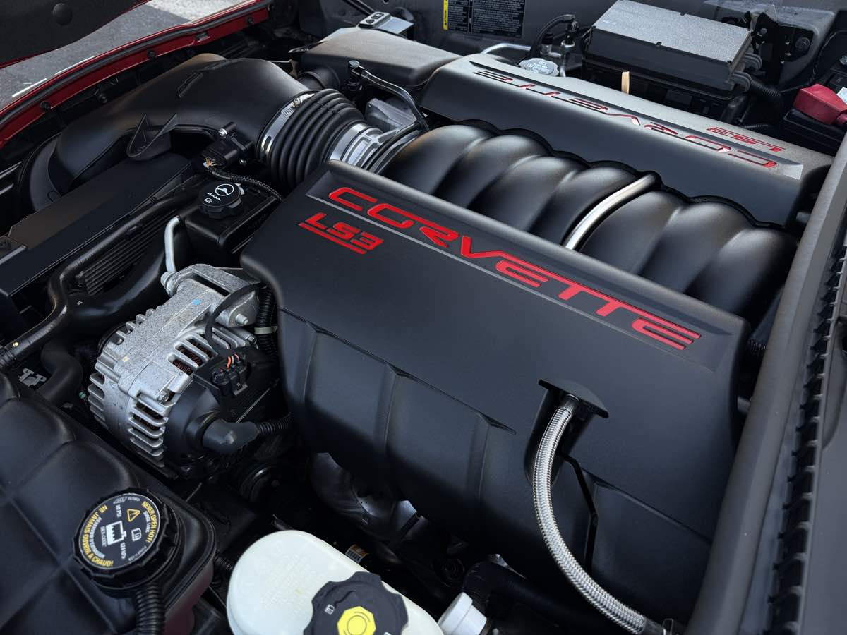 Chevrolet Corvette photo 25
