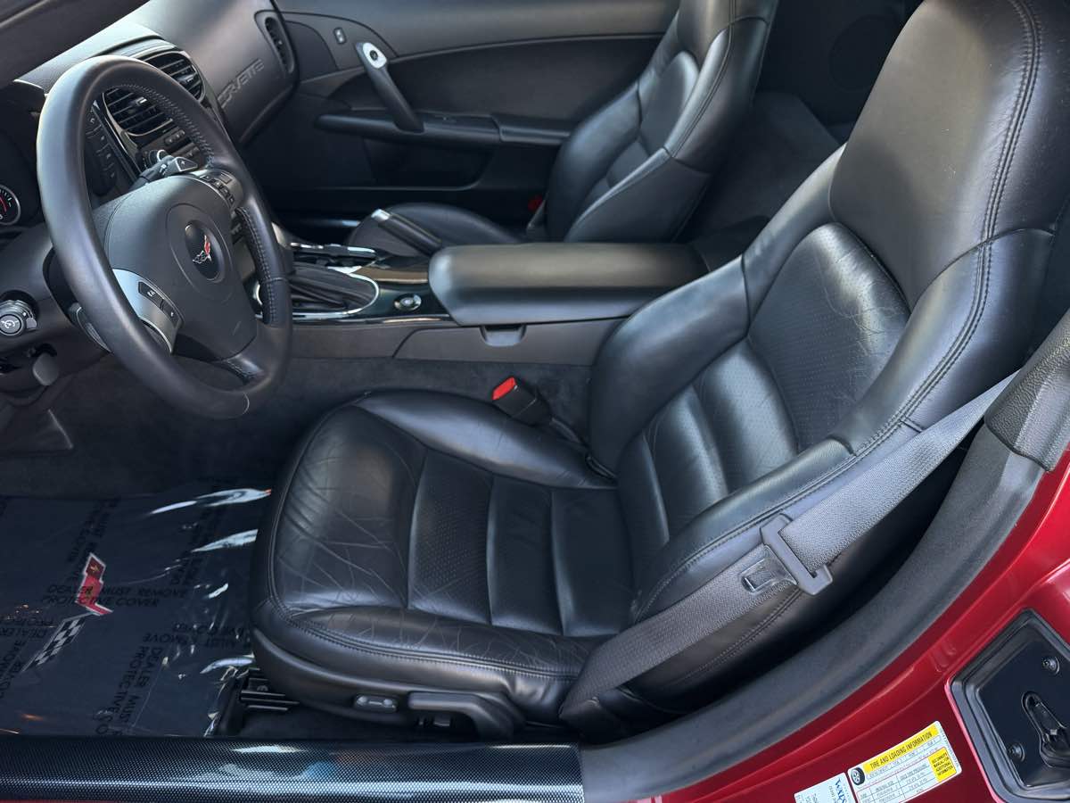 Chevrolet Corvette photo 16
