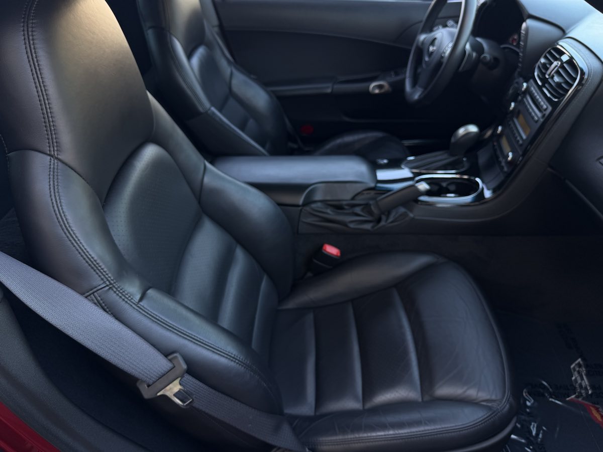 Chevrolet Corvette photo 21