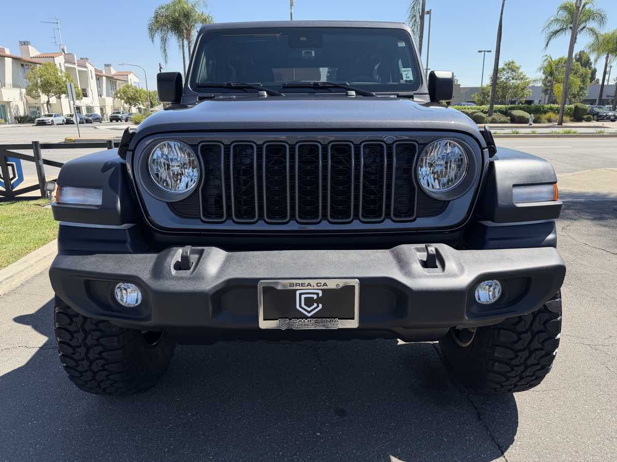 Jeep Wrangler photo 12