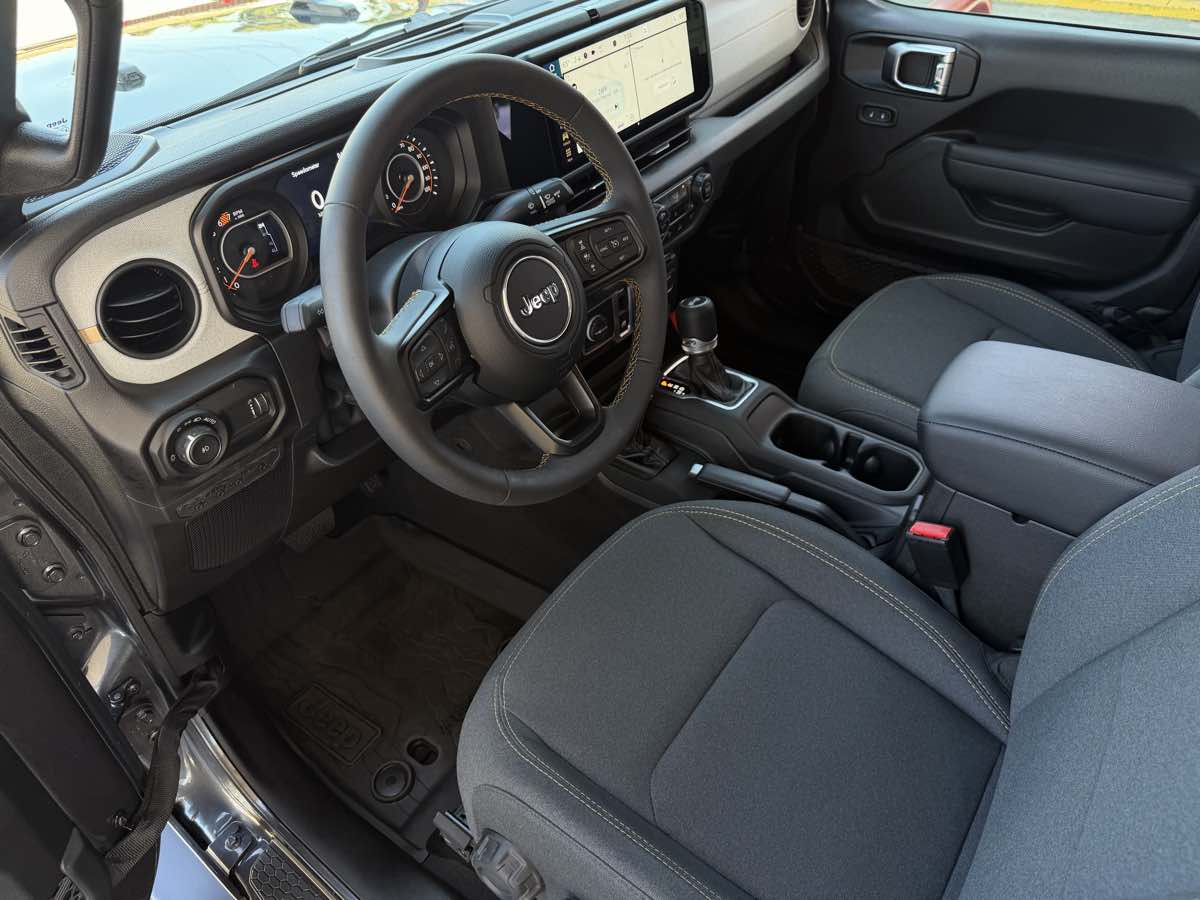 Jeep Wrangler photo 15