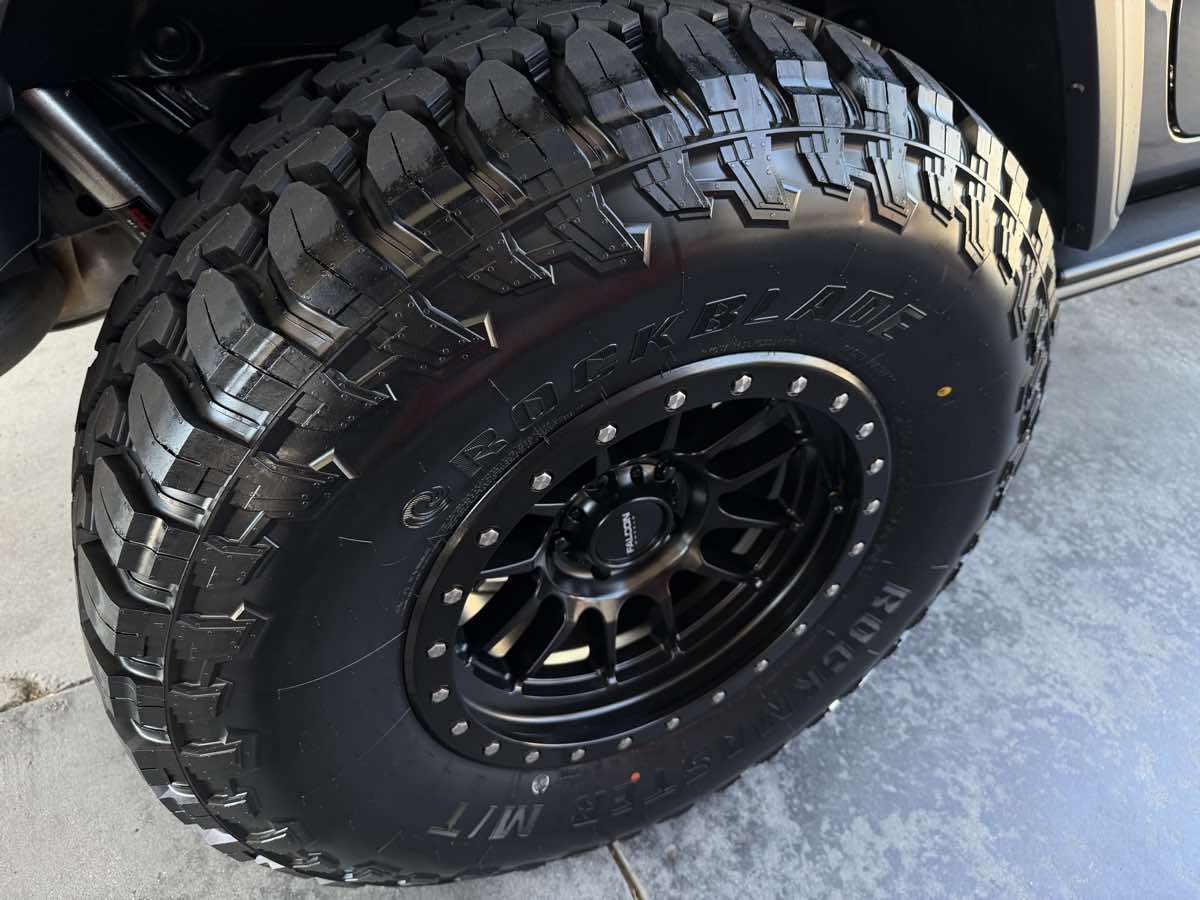 Jeep Wrangler photo 28