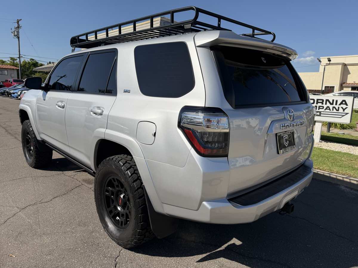 Toyota 4Runner photo 4