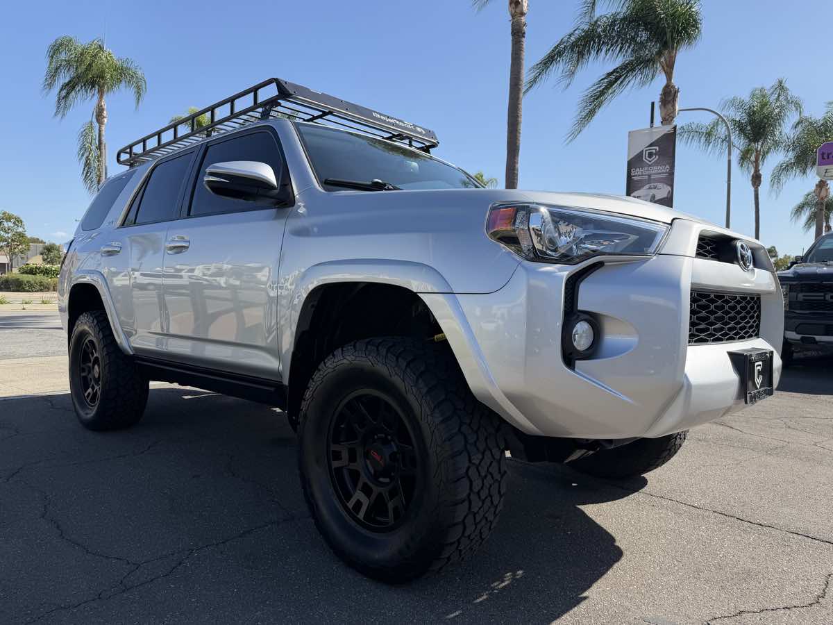 Toyota 4Runner photo 8