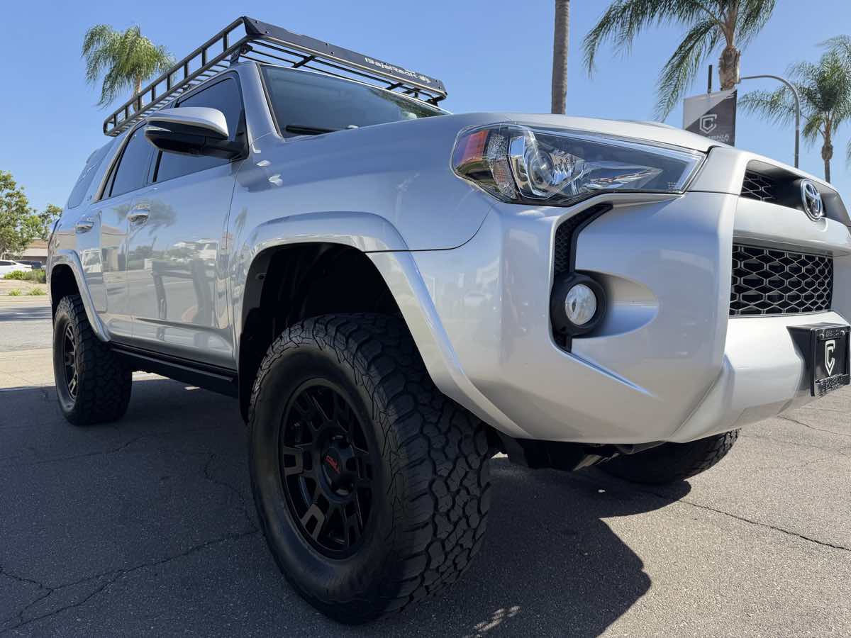 Toyota 4Runner photo 9