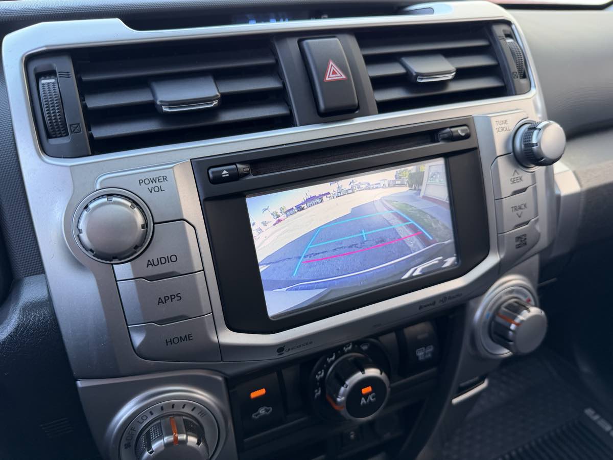 Toyota 4Runner photo 26