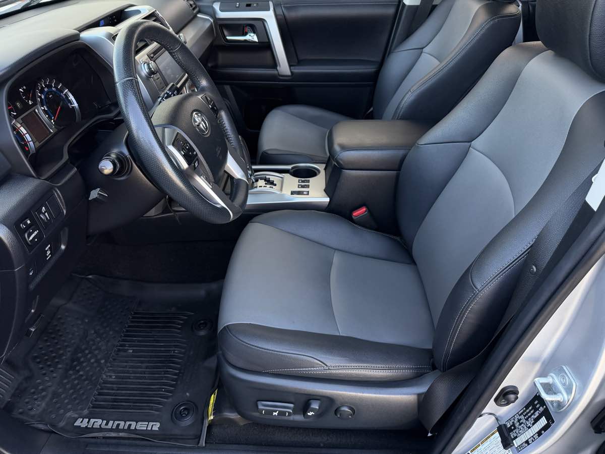 Toyota 4Runner photo 13