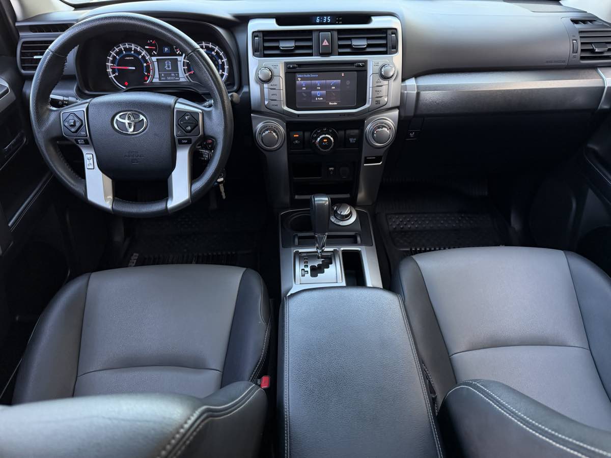 Toyota 4Runner photo 19