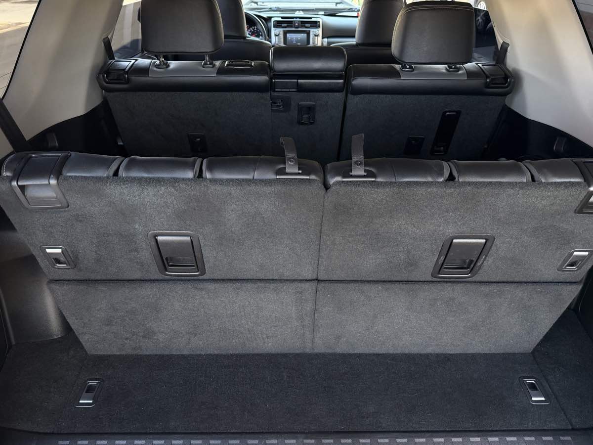 Toyota 4Runner photo 20