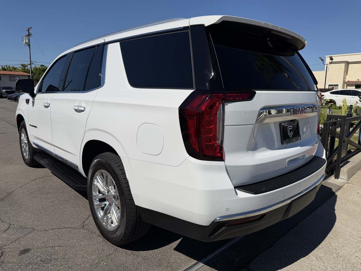 GMC Yukon photo 4