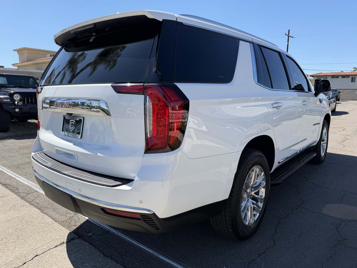 GMC Yukon photo 8