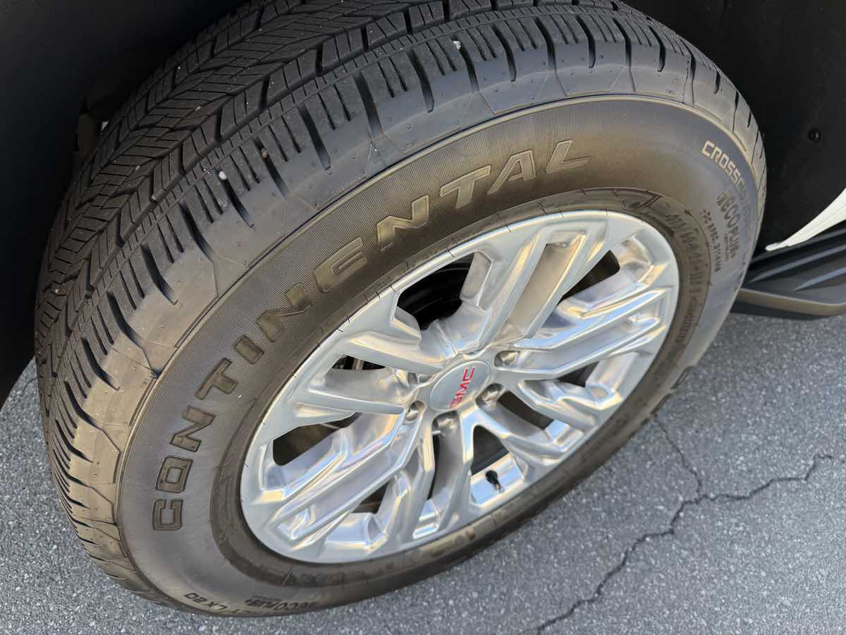 GMC Yukon photo 31