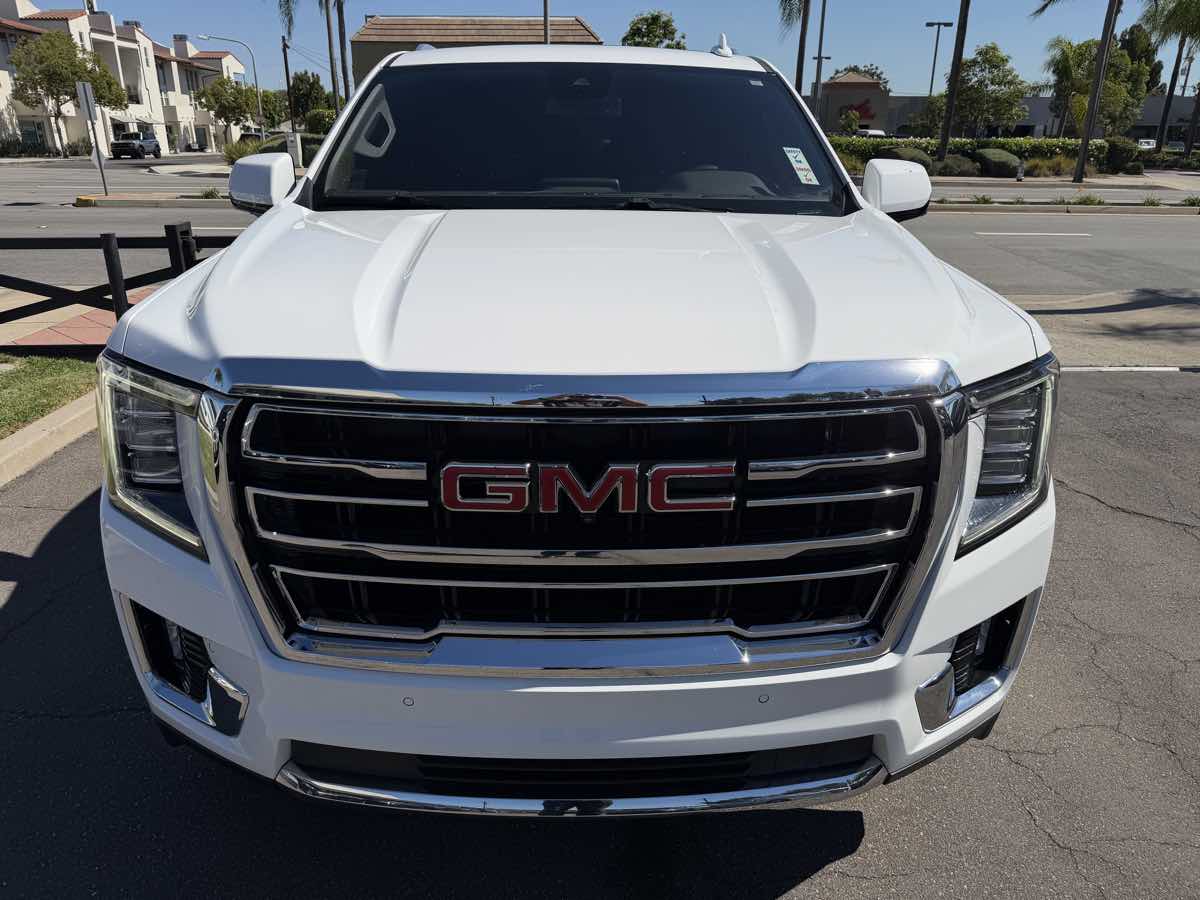 GMC Yukon photo 11