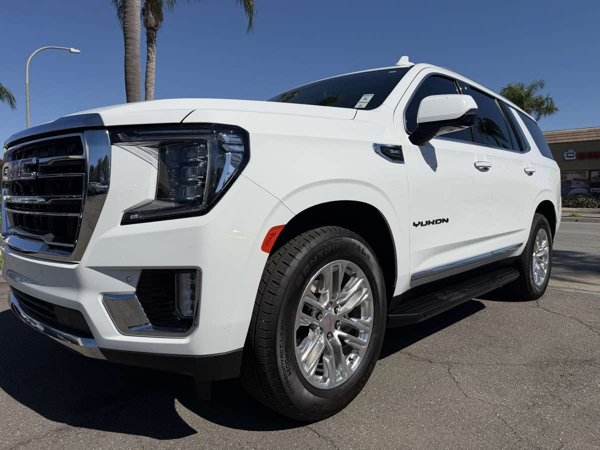 GMC Yukon photo 13