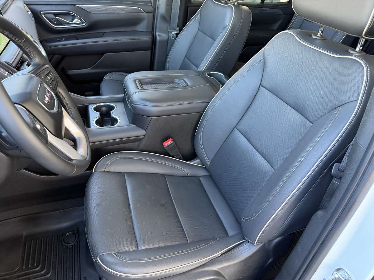 GMC Yukon photo 17