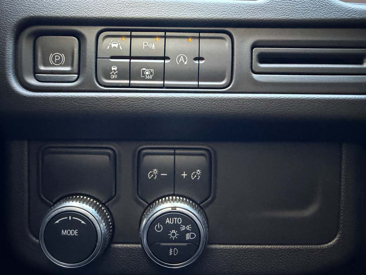 GMC Yukon photo 30