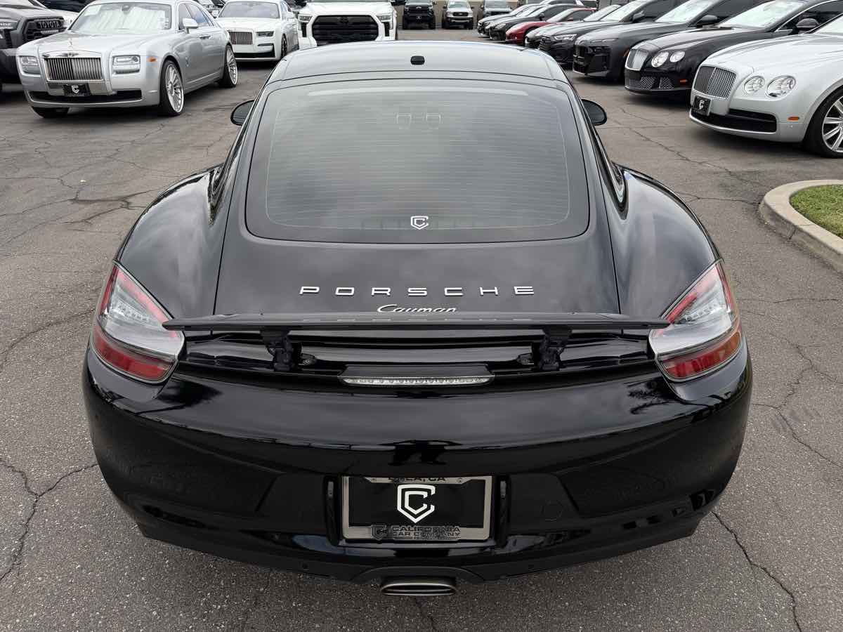 Porsche Cayman photo 5