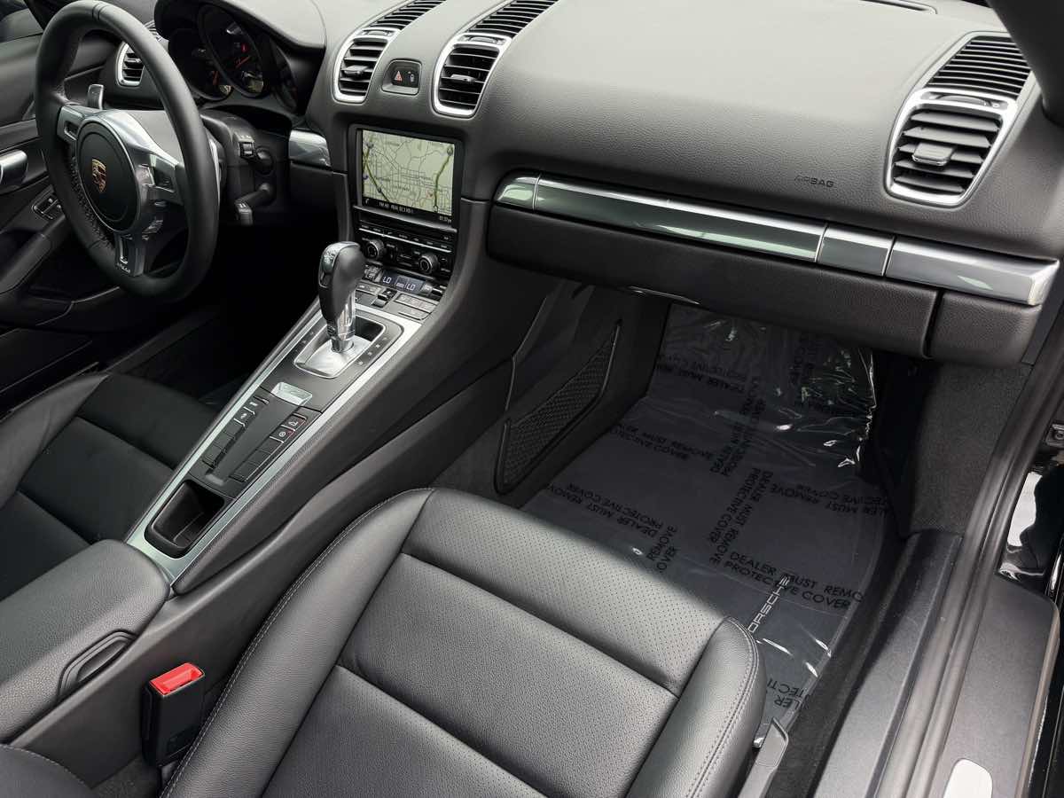 Porsche Cayman photo 20