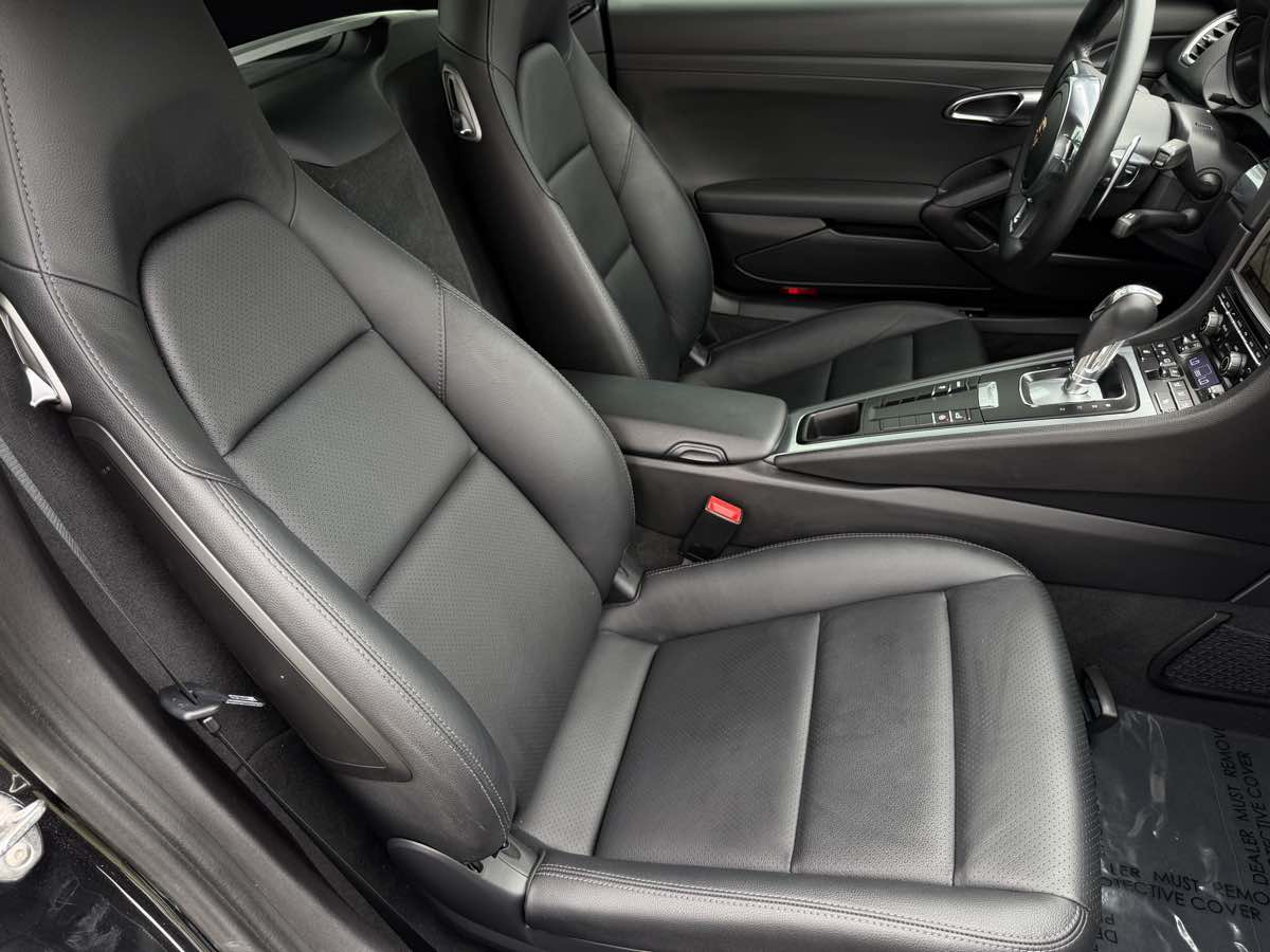 Porsche Cayman photo 21