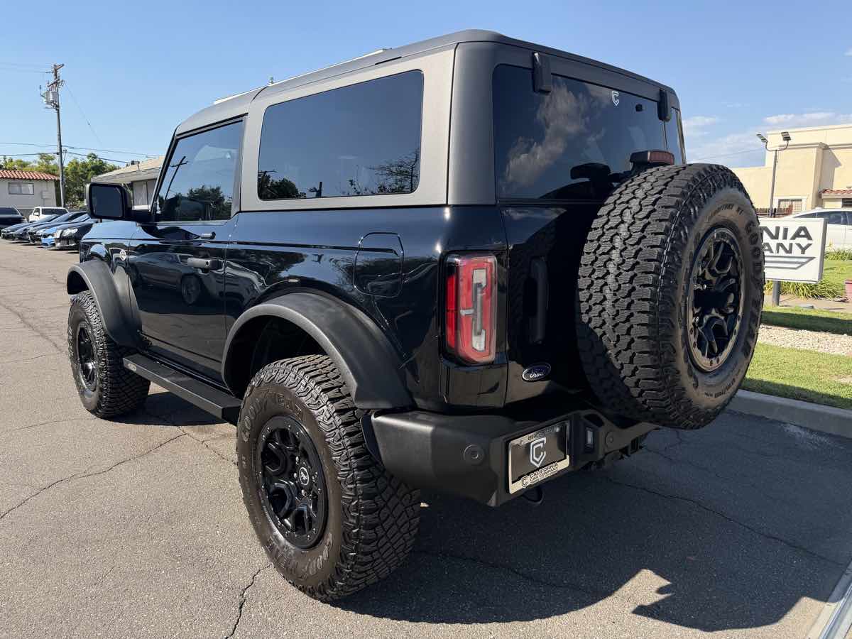 Ford Bronco photo 4