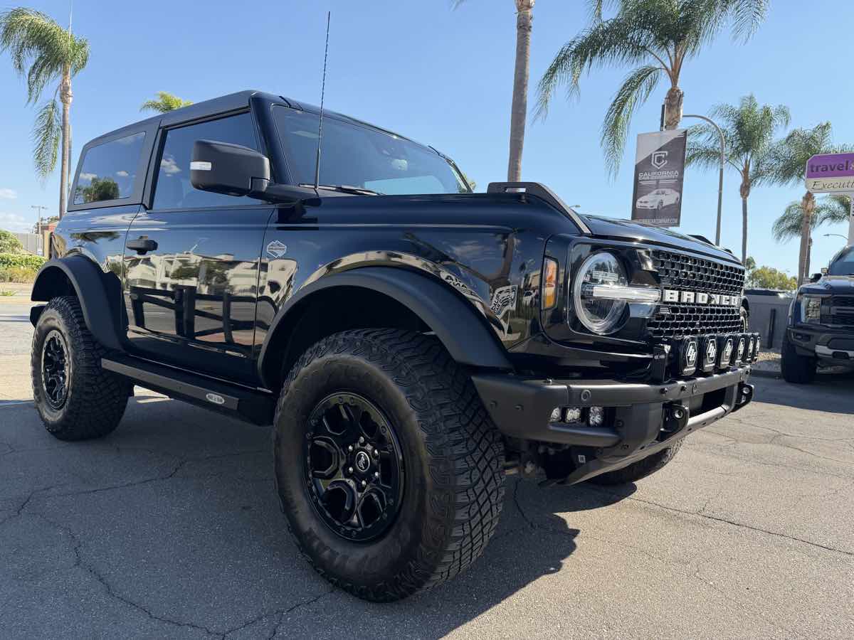 Ford Bronco photo 9